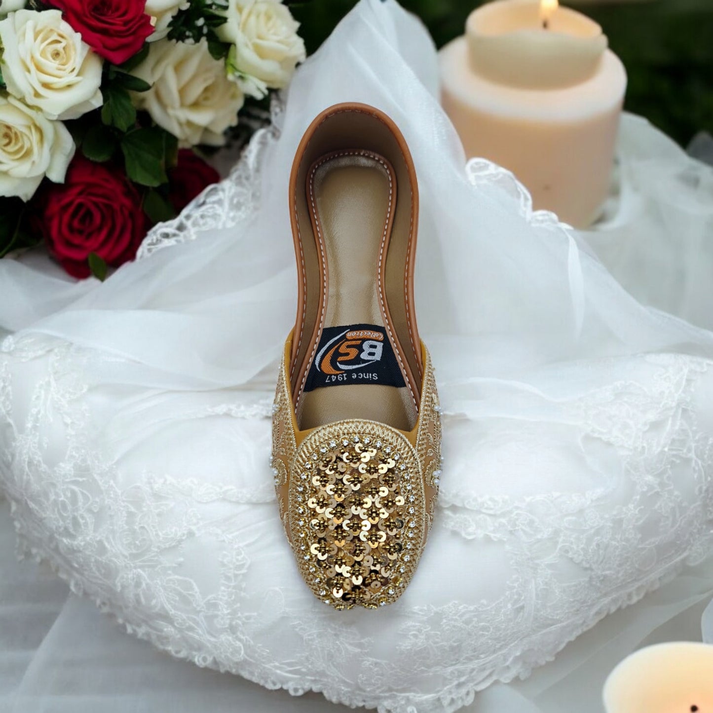 Golden Embellished Khussa – Handcrafted Bridal & Festive Wear Flats