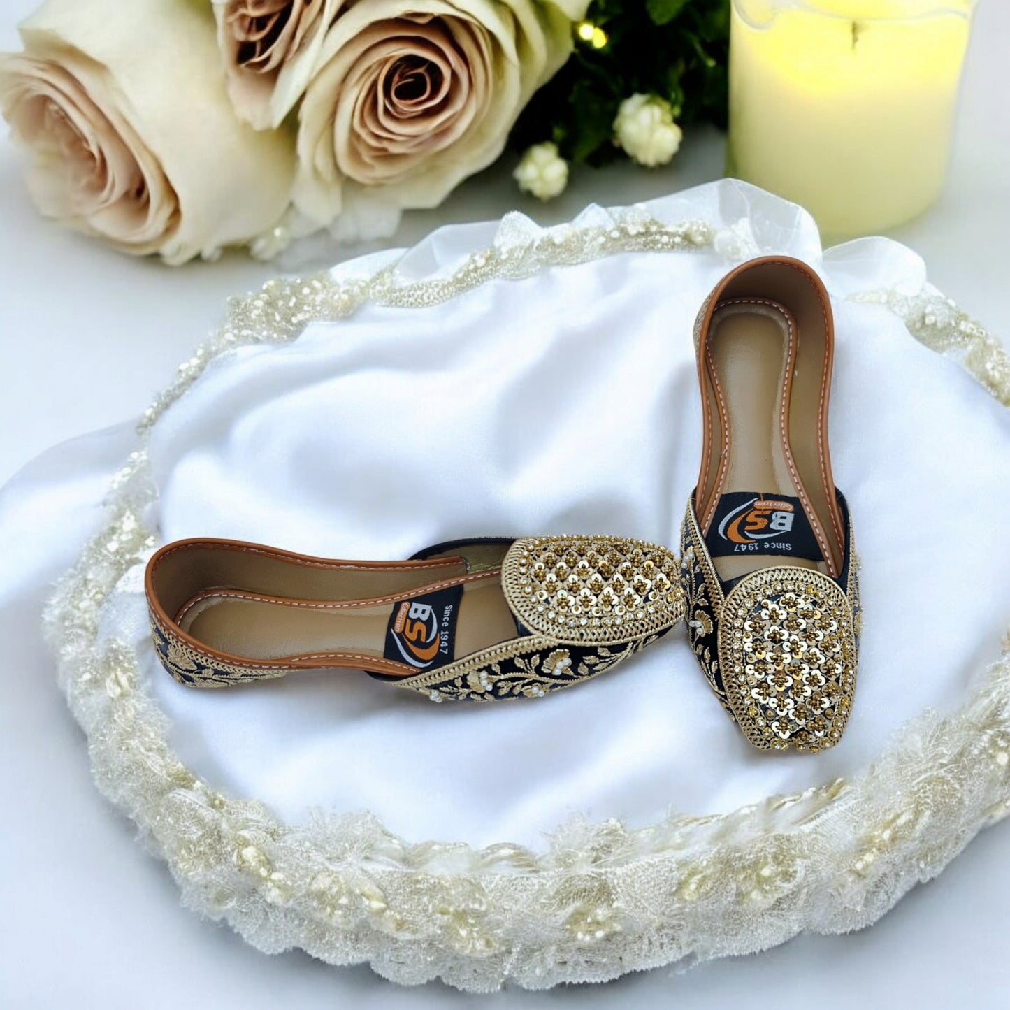 Black Embellished Khussa – Handcrafted Bridal & Festive Wear Flats