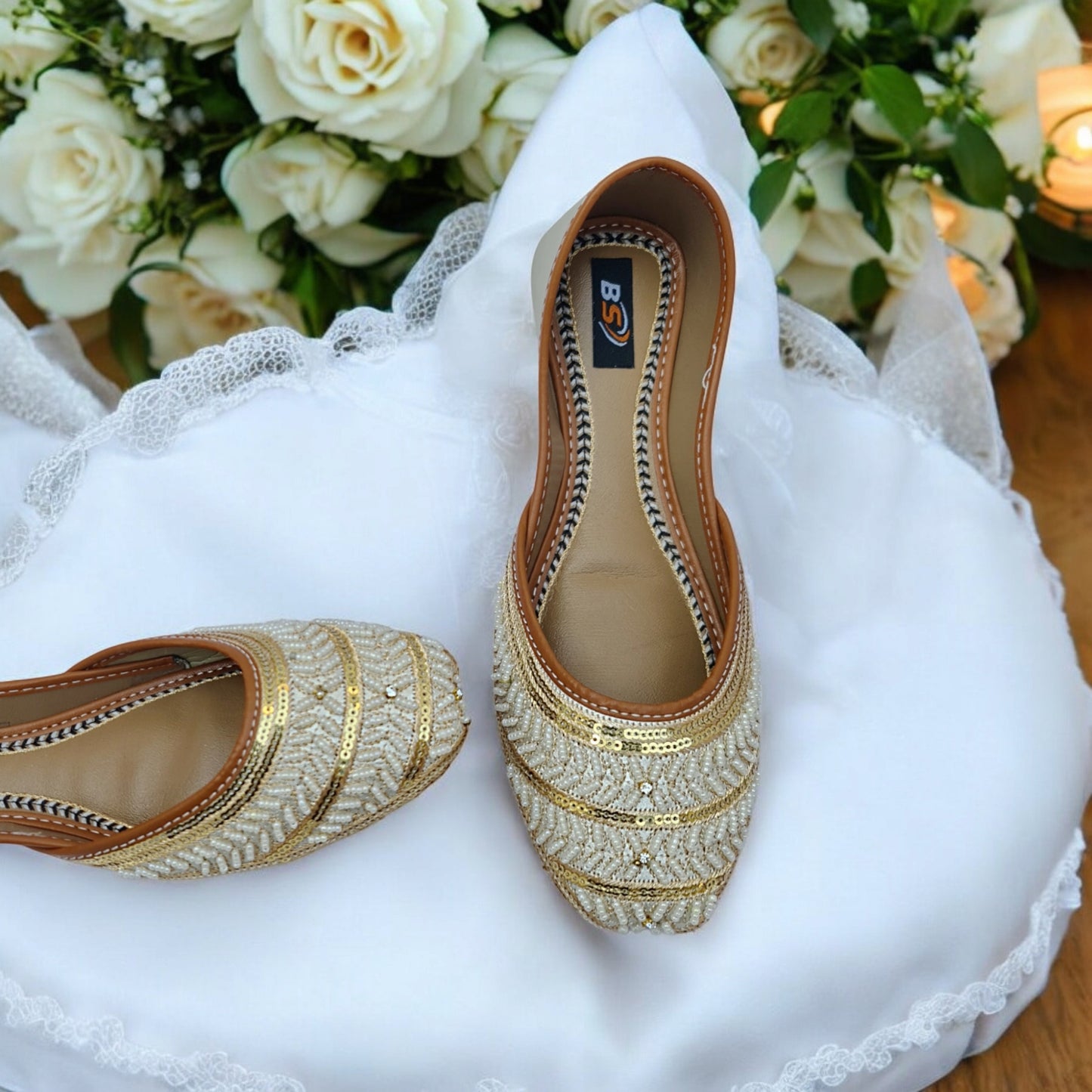Elegant Handmade Golden Embroidered Khussa – Traditional Women’s Flat Shoes