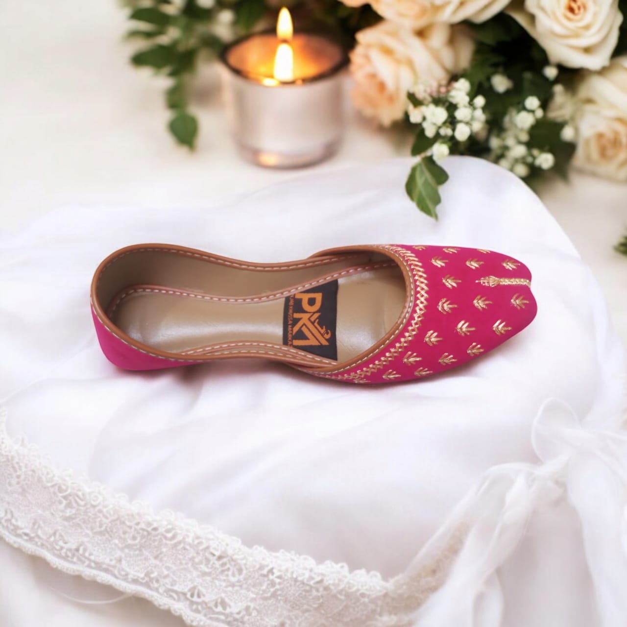 Elegant Pink Handcrafted Punjabi Jutti with Golden Embroidery
