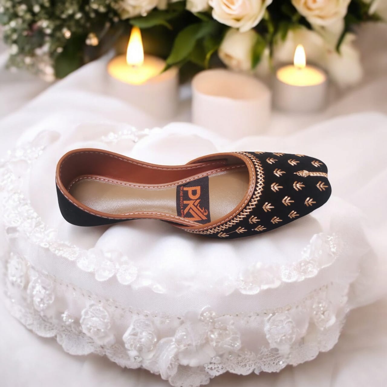 Elegant Black Handcrafted Punjabi Jutti with Golden Embroidery