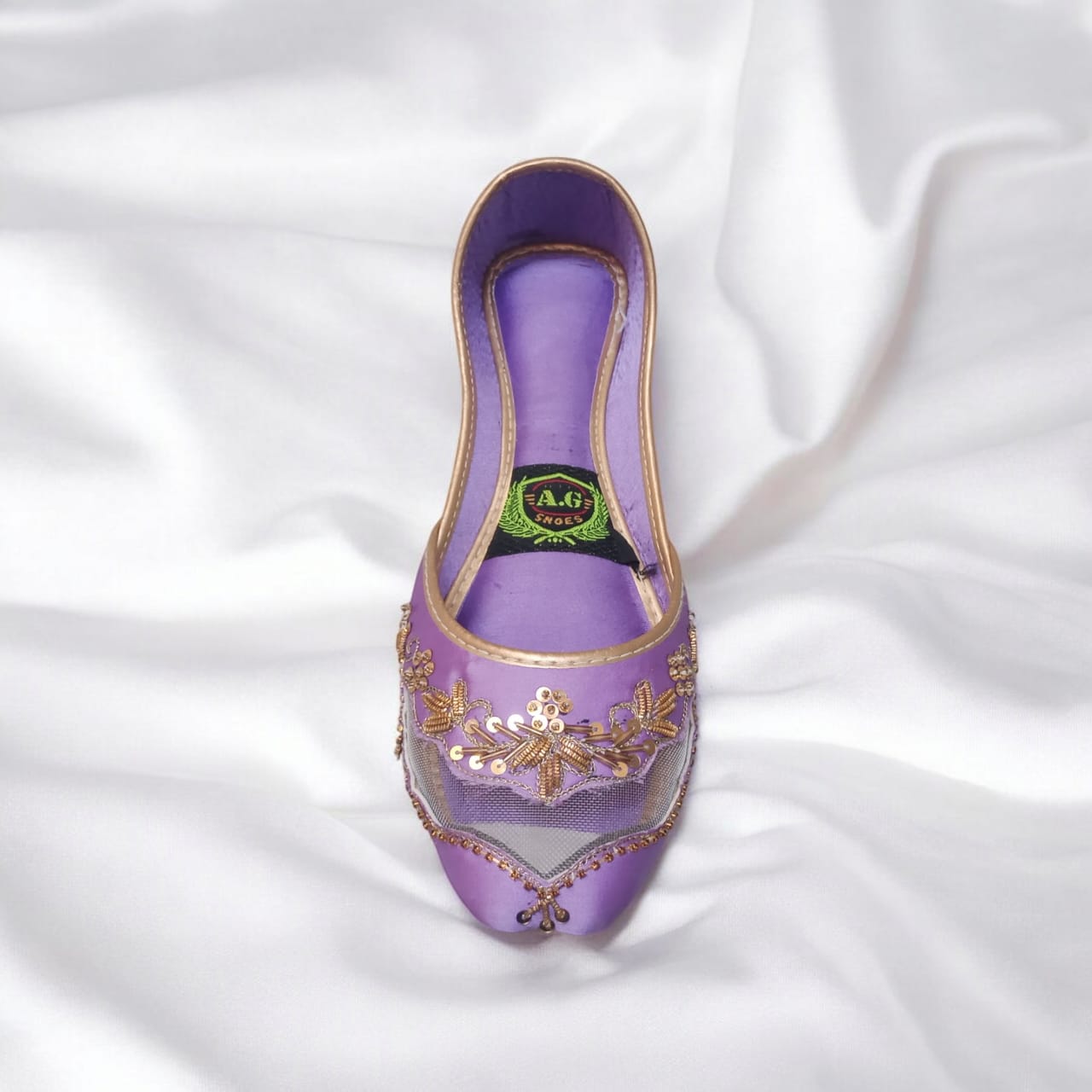Embroidered Net Jutti – Handcrafted Elegance