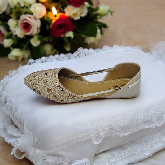 Golden Multicolor Embroidered Khussa – Handcrafted Festive & Wedding Wear Flats