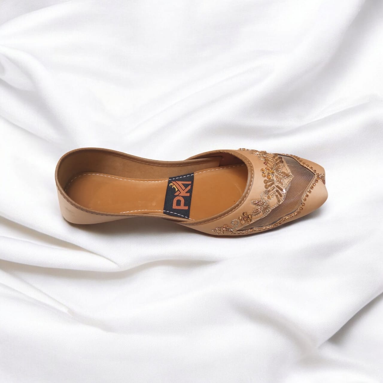 Golden Net Embroidered Jutti – Handcrafted Elegance